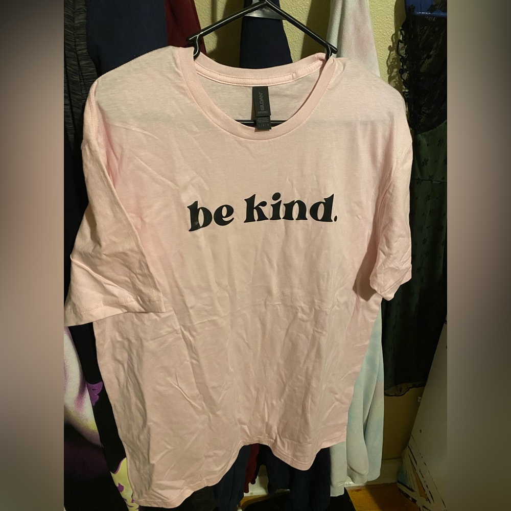 Size Large “Be Kind” lightweight light pink t-shirt